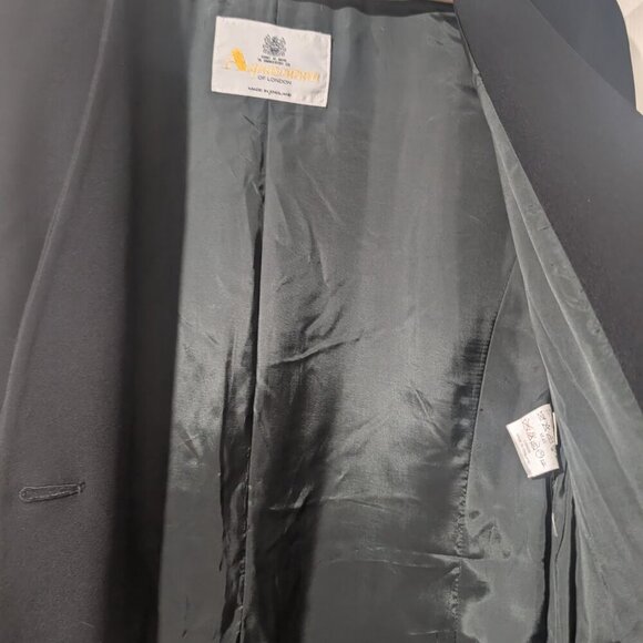 Aquascutum | Women's Single-Button Long Blazer In Black - Picture 9 of 12